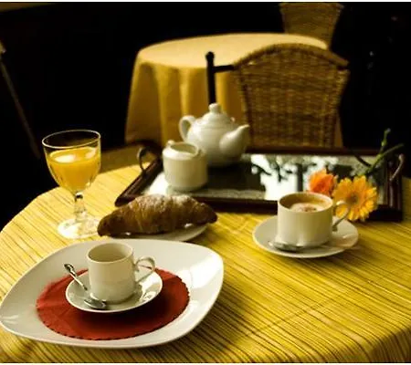 Stesicorea Palace Hotel 3*